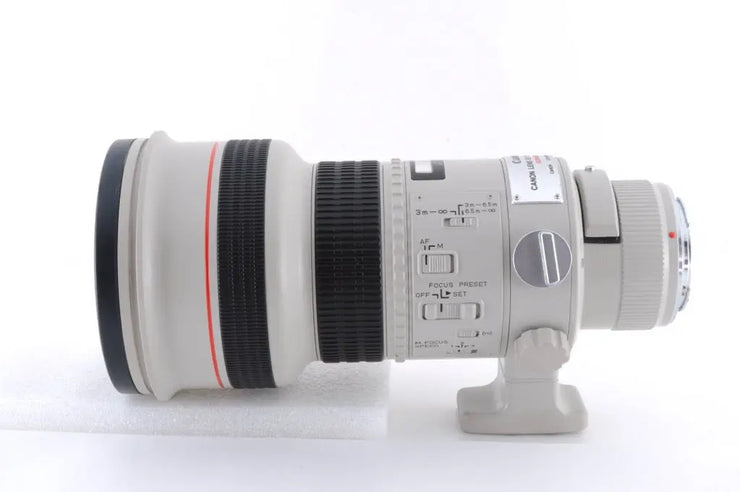 Canon EF 300mm f/2.8 L IS USM Telephoto Lens from Japan [Mint w/Hood] #LD91 Canon